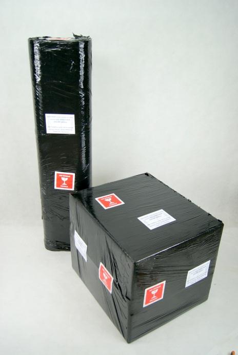 Przesyłka składa się z dwóch paczek: paczka nr 1 - karton 60x50x50 cm waga 10 kg.