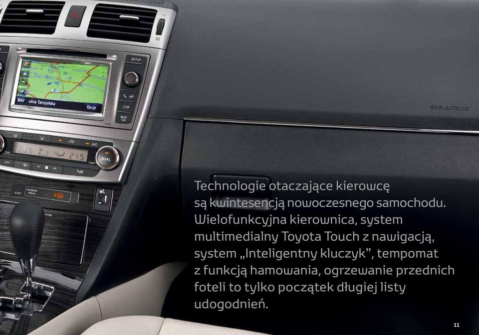 Wielofunkcyjna kierownica, system multimedialny Toyota Touch z