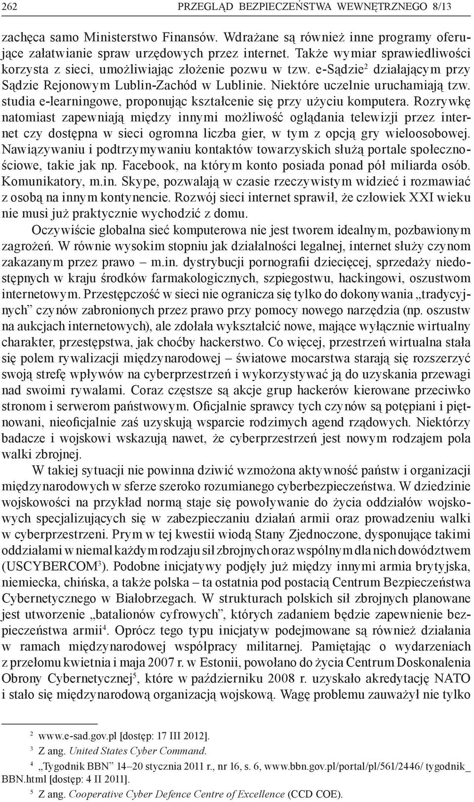 studia e-learningowe, proponując kształcenie się przy użyciu komputera.