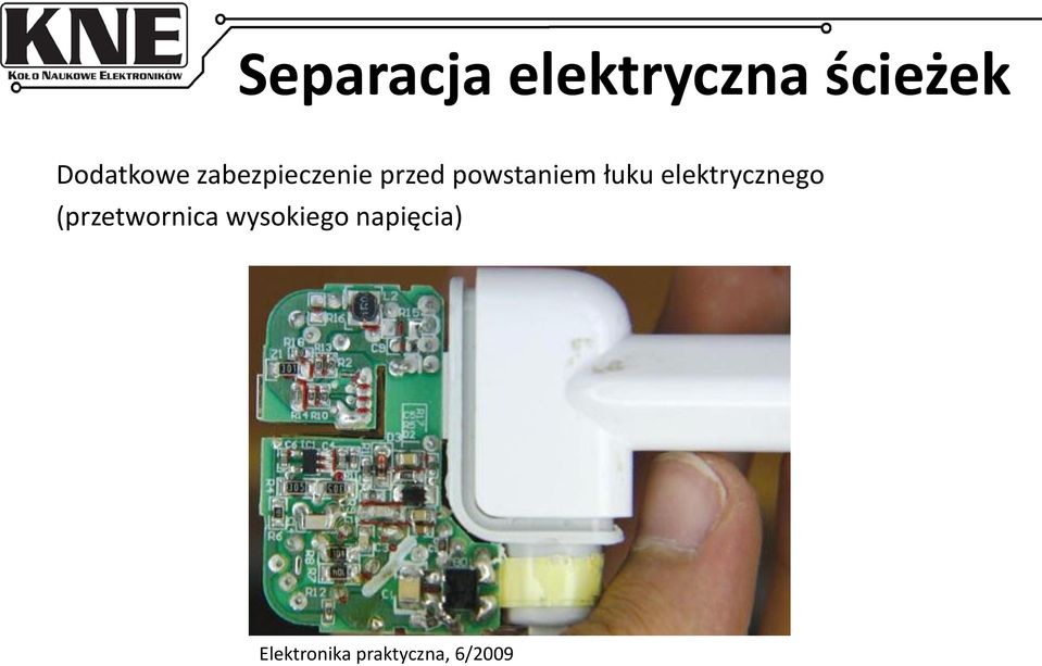 powstaniem łuku elektrycznego