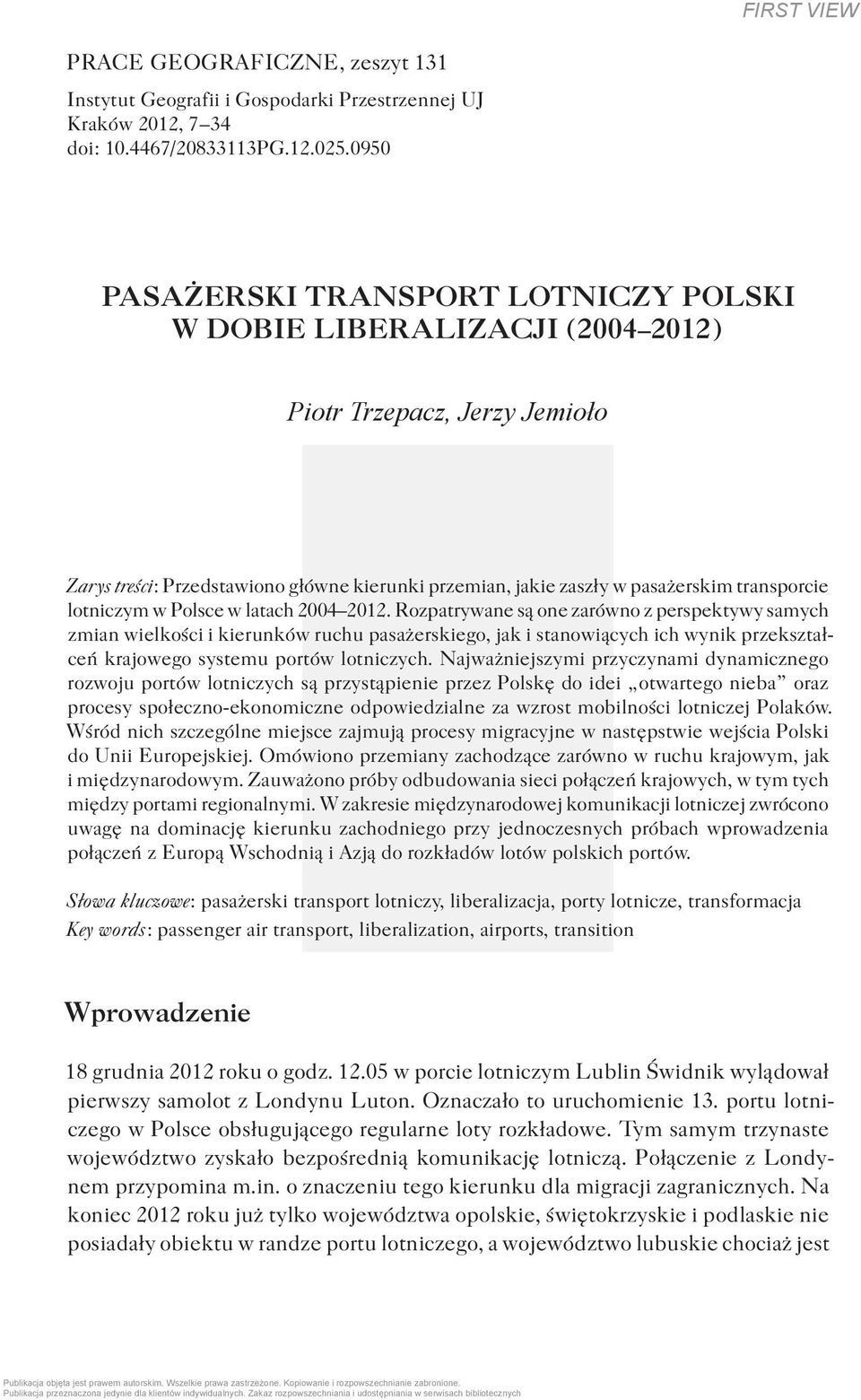 transporcie lotniczym w Polsce w latach 2004 2012.