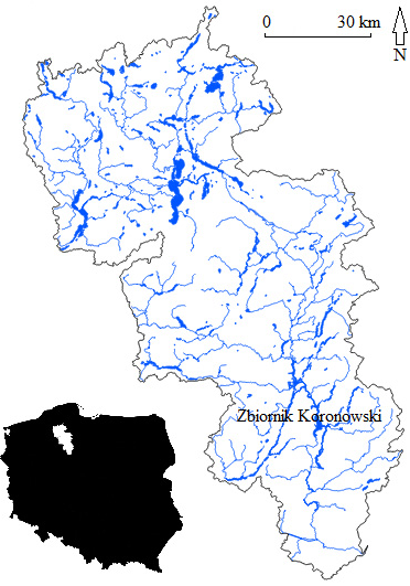 ka, przy normalnym poziomie piętrzenia 81,5 m n.p.m., wynosi około 1600 ha [Szatten, 2013], a objętość retencjonowanych w nim wód około 81 mln m 3.