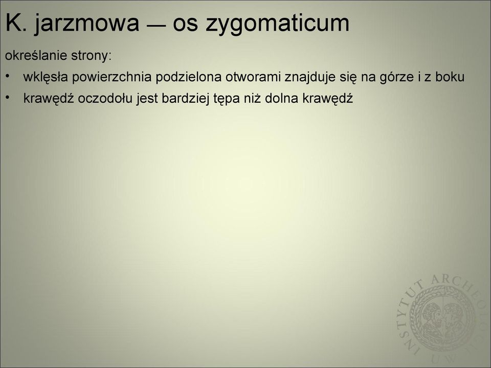 otworami znajduje się na górze i z boku