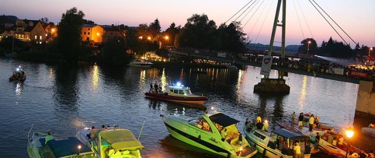 Mikołajki w liczbach Atuty Mikołajek Mikołajki - to małe miasteczko liczące 4 100 mieszkańców. Ma terenie naszej gminy znajduje się 17 sołeckich miejscowości liczących łącznie 4 300 mieszkańców.