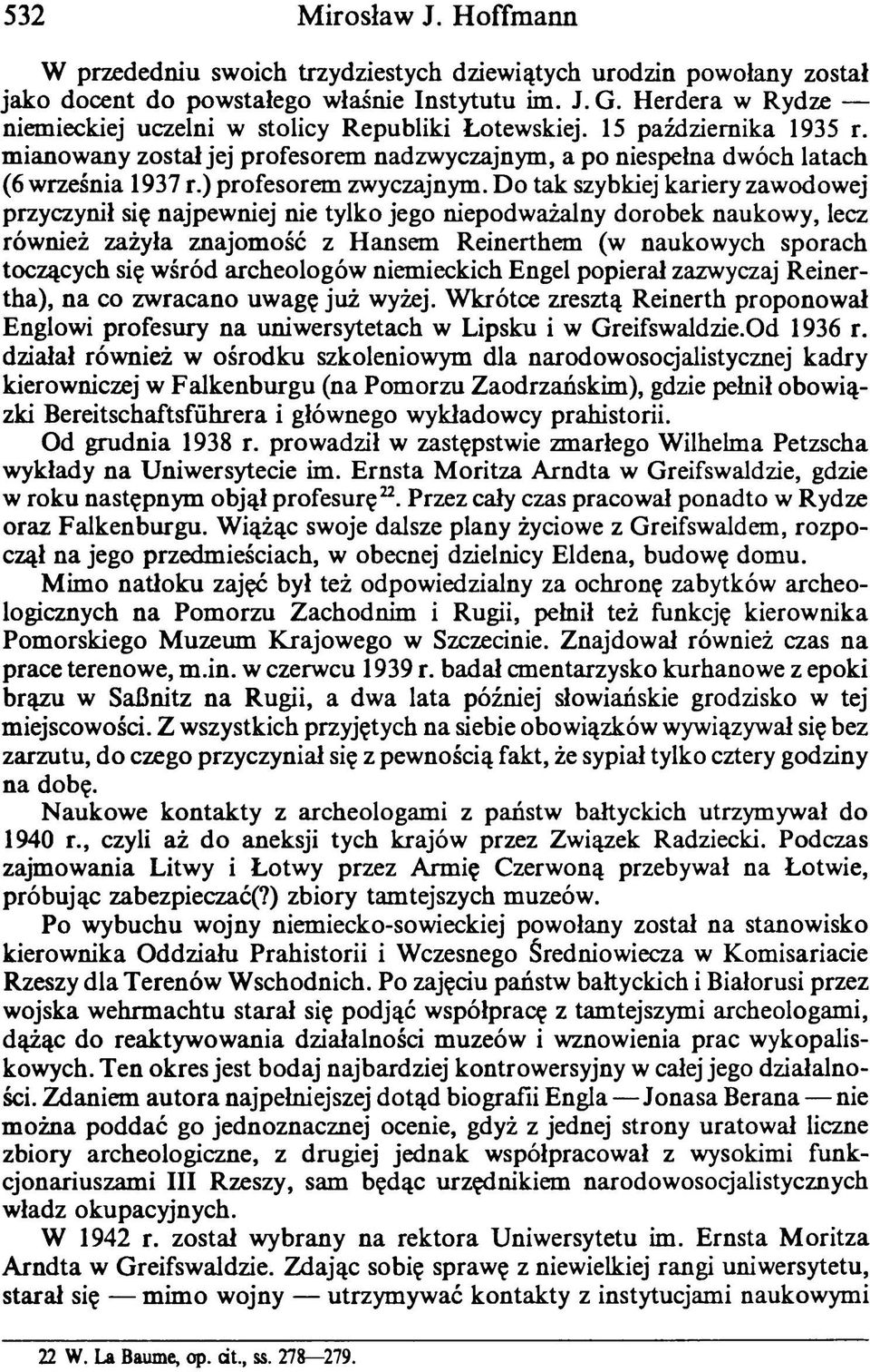 ) profesorem zwyczajnym.