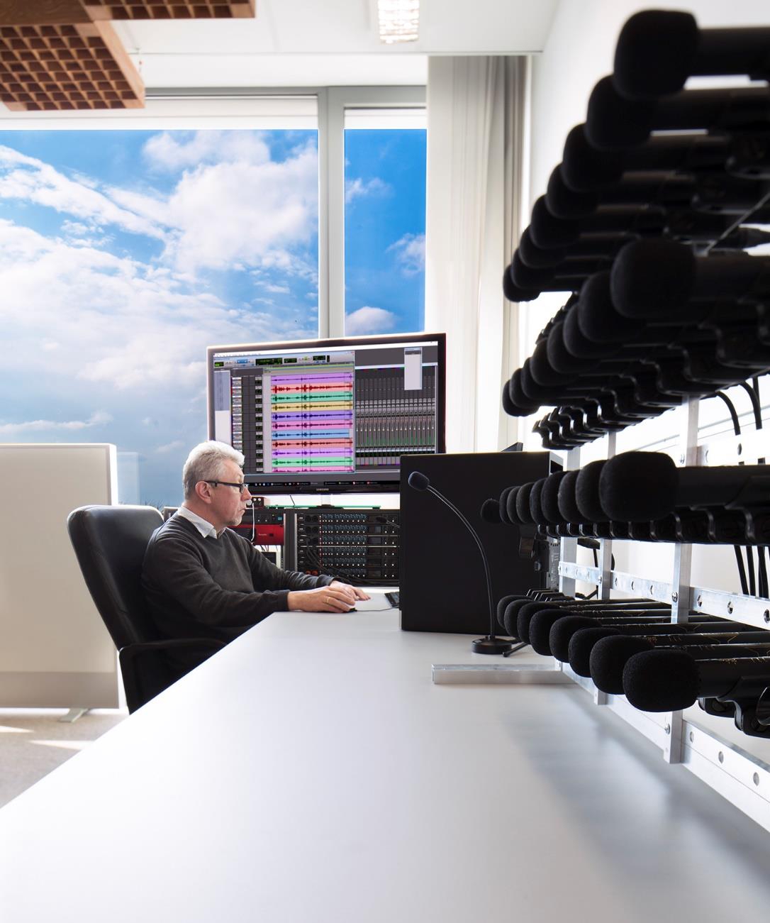 Rezultaty projektu ARM-1 Zaawansowany system rozpoznawania mowy umożliwiający automatyczne analizowanie głosowych wypowiedzi i zapisywanie ich w postaci tekstu Transkrypcja wypowiedzi pochodzących z