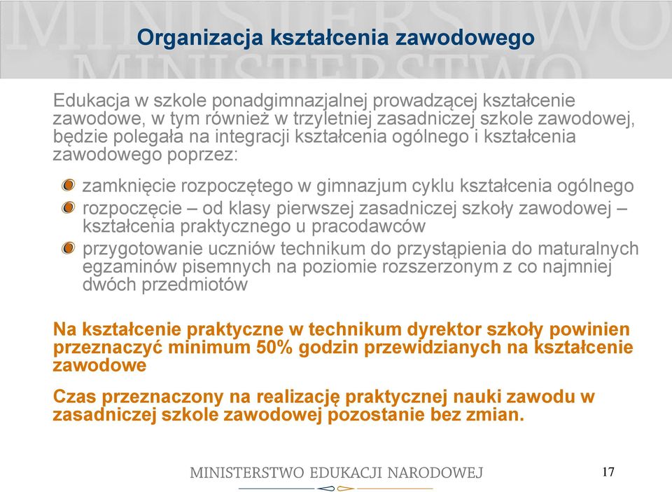 praktycznego u pracodawców przygotowanie uczniów technikum do przystąpienia do maturalnych egzaminów pisemnych na poziomie rozszerzonym z co najmniej dwóch przedmiotów Na kształcenie praktyczne w