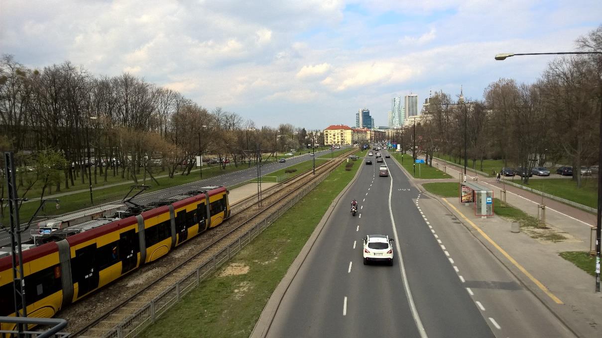 3.1 Warszawa, al. Niepodległości przy Bibliotece Narodowej, punkt pomiarowy 14101 Zbadano 63 156 pojazdów, w tym 50 256 samochodów. osobowych i 12 900 samochodów ciężarowych.