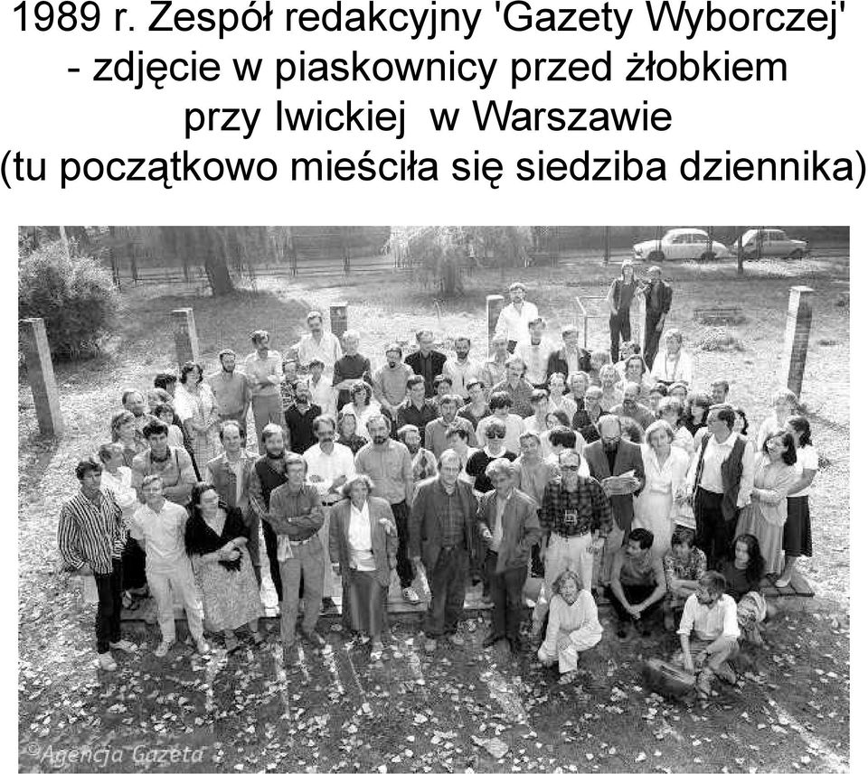 zdjęcie w piaskownicy przed żłobkiem