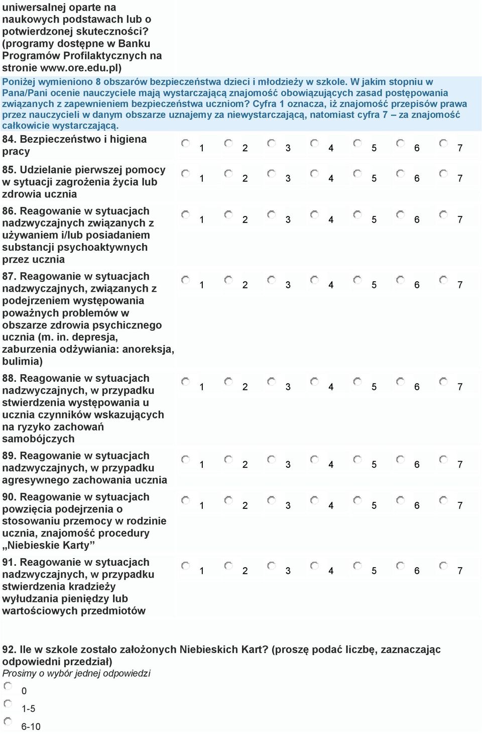 W jakim stopniu w Pana/Pani ocenie nauczyciele mają wystarczającą znajomość obowiązujących zasad postępowania związanych z zapewnieniem bezpieczeństwa uczniom?