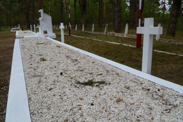 Innym miejscem straceń jest Grupa, miejscowość znana przed wojną z letniego poligonu wojskowego oraz z tego, że w 1921 roku słynni Hallerczycy, którzy wyzwoliwszy Pomorze nie otrzymali wiz