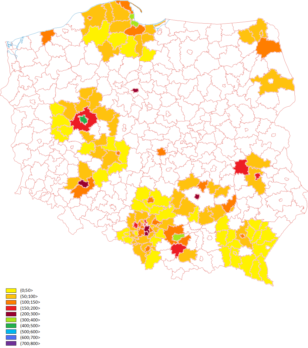 w miastach wojewódzkich, najniższą cennośd gruntów zaobserwowano w województwie podlaskim (97 zł/m 2 ), w którym cena średnia ustalona została na podstawie analizy czterech miast, próba nie jest więc