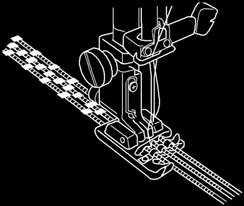 Kord Kord z trzech włókien Ustawienia maszyny Wzór: 5 (Mode 3) Naprężenie nici: -4 Stopka: Docisk stopki: 3 do kordu H Umieść trzy włókna kordu pod sprężyną stopki i przeciągnij je do tyłu pod stopką.