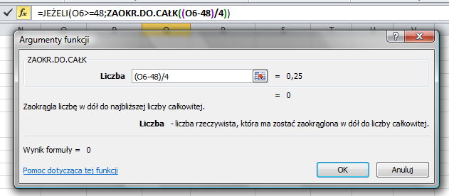 Rysunek 15. Okno funkcji ZAOKR.DO.CAŁK. Powyżej pasek formuły w nim widok pełnej formuły z komórki Q7 O co w tym wszystkim chodzi? Spróbujmy zastanowić się dlaczego właściwie w oknie funkcji ZAOKR.DO.CAŁK znajduje się formuła jak na rysunku 15.