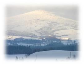 Region turystyczny Sudetów ze względu na zróżnicowanie przyrodnicze dzieli się na sześć podregionów.