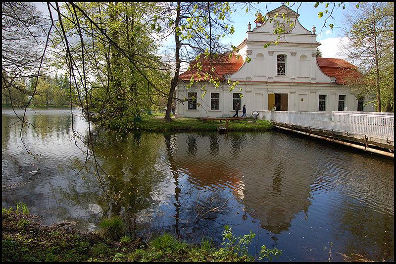 Fot. Franciszek Mróz Źródło: www.agrokrasnobrod.zam.pl OBÓZ PIESZO-ROWEROWO-KAJAKOWY ROZTOCZE ŚRODKOWE Termin obozu 14 18 czerwca 2012 r.