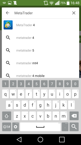 Po uruchomieniu Sklepu Play, należy wyszukać aplikację, przez wpisanie we wskazanym polu MetaTrader 4 i