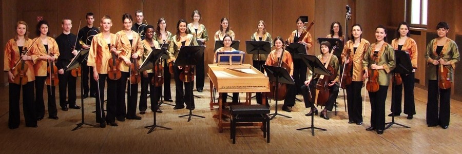 Koncert finałowy: European Union Baroque Orchestra W każdym zawodzie przejście od bycia studentem do bycia profesjonalistą jest etapem najtrudniejszym, a w przypadku młodych i utalentowanych muzyków