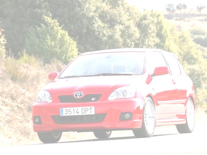 Zastosowanie materiałów konstrukcyjnych w pojazdach Udział poszczególnych materiałów konstrukcyjnych w samochodzie Toyota Carolla 1.