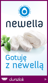 1 kaki 125 g borówek amerykańskich 1 małe mango Sos pomarańczowy: 1 szklanka wyciśniętego soku z pomarańczy około 3-4 łyżek miodu Kaki i mango umyć, obrać i pokroić w kostkę.