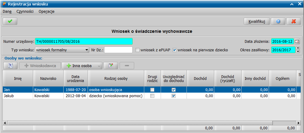 Adres dziecka lub innego członka rodziny przepisze się automatycznie z adresu podanego przy wnioskodawcy. Po wskazaniu osoby, pojawi się ona na oknie wniosku.