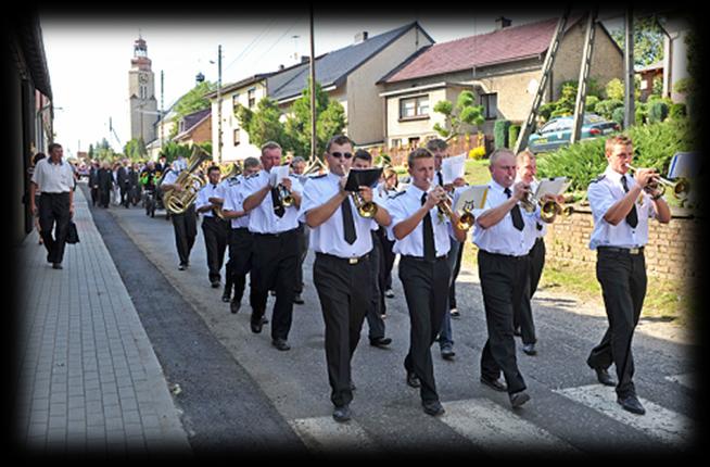 UDZIAŁ STRAŻAKÓW W UROCZYSTOŚCIACH RELIGIJNYCH: marzec/kwiecień warty strażaków przy Bożym Grobie: Bodzanowice (wraz z Kucobami), Borki Wielkie (wraz z Brońcem), Borki Małe, Łomnica, Sowczyce, Stare