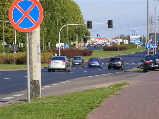 LINIA TRAMWAJOWA Nazwa zadania: Budowa linii tramwajowej wraz z infrastrukturą projekt techniczny Termin realizacji: 2008-2010 r.