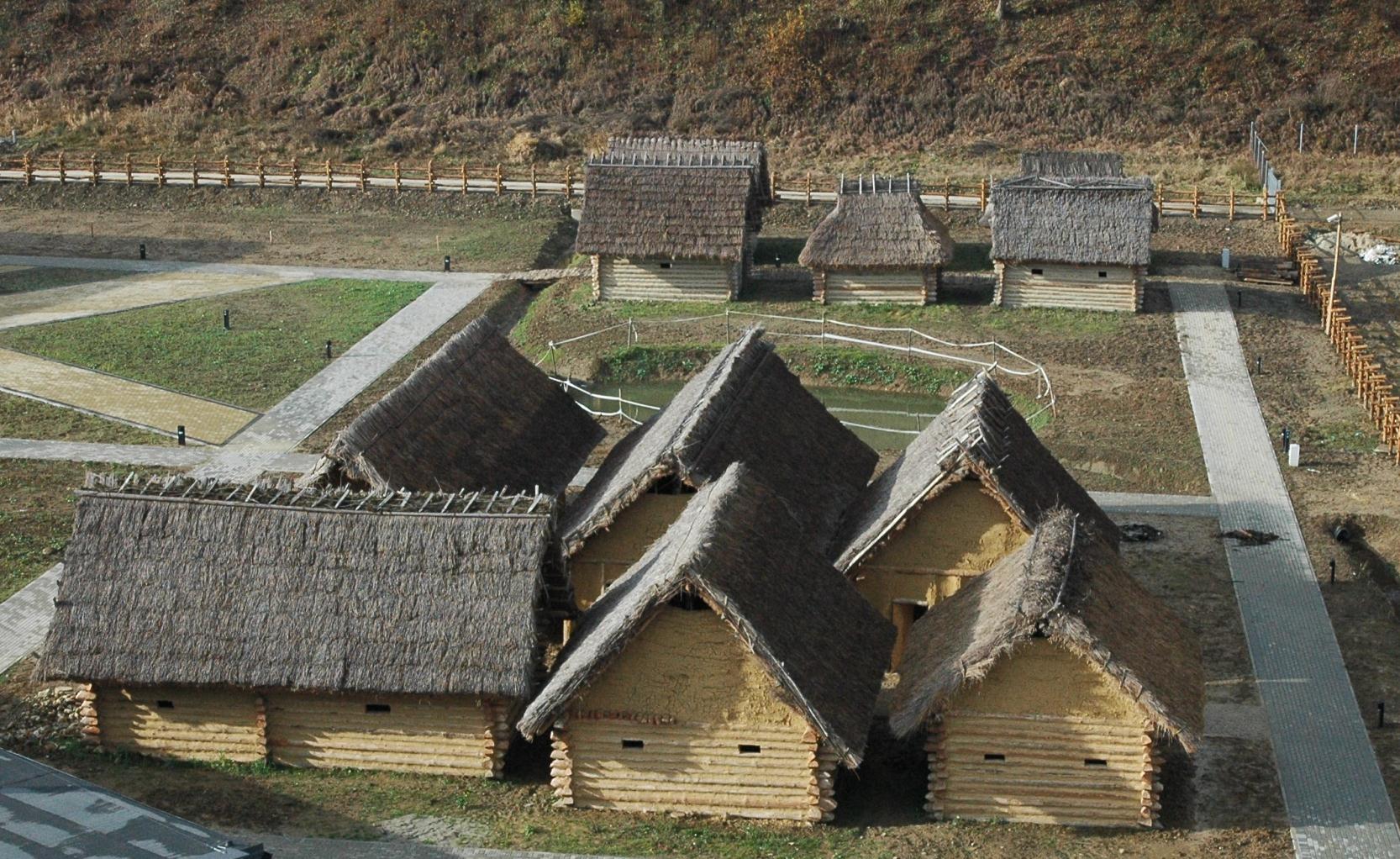 Skansen archeologiczny "Karpacka Troja