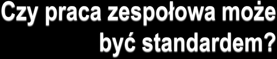 W przypadku tak przewlekłego i poważnego zaburzenia jak ADHD zawsze pracujemy zespołowo. W tym sposobie nauczania profesjonaliści wspierają się nawzajem i szukają u siebie pomocy.