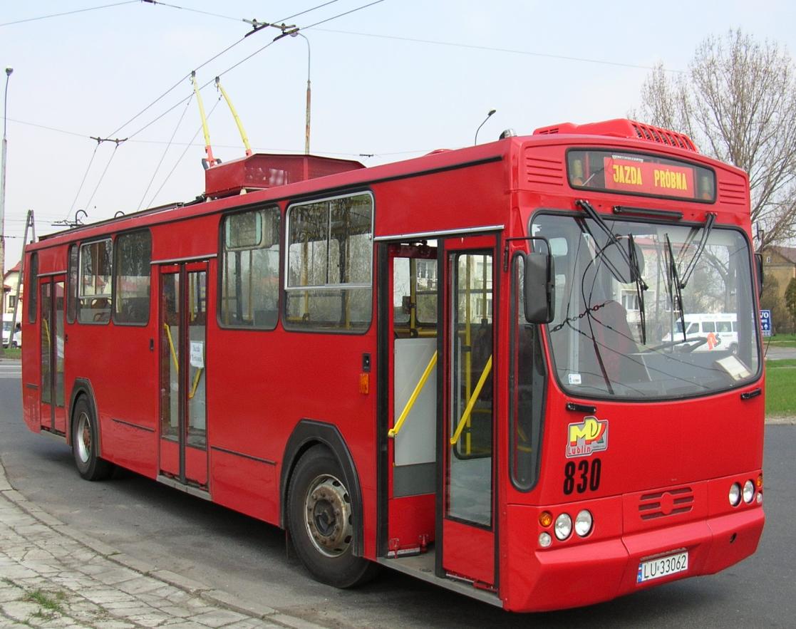 Pierwszy trolejbus z napędem