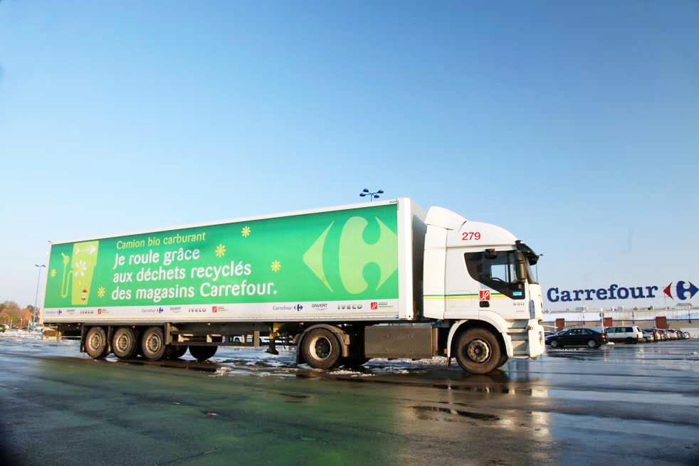 Przykład firma Carrefour, Francja Pozytywne wyniki testów gazowych pojazdów uzyskane w ciągu 2 lat w Lille decyzja o używaniu taboru zasilanego biometanem w kilku miastach Francji (Lyonie, Bordeaux i