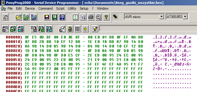 9 Rys. 7. Widok okna głównego programu PonyProg2000 Za pomocą programu PonyProg2000 można również sprawdzić i zmienić ustawienia tzw. FUSE bitów informujący m. in. o źródle i częstotliwości taktowania.