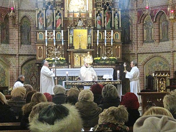 Dobrze, że w tym czasie byliśmy razem zgromadzeni u stóp Pani Gietrzwałdzkiej, że Ona mogła być razem z nami. Mogła obdarzać nas tym, co przygotował Bóg dla serc Mu posłusznych, oddanych, wiernych.