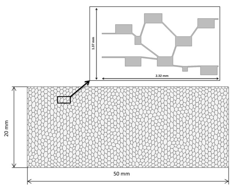 symulacje przepływu, bez odzwierciedlania dokładnej geometrii. Geometrię próbki dla której przeprowadzono obliczenia przedstawia rysunek 11.