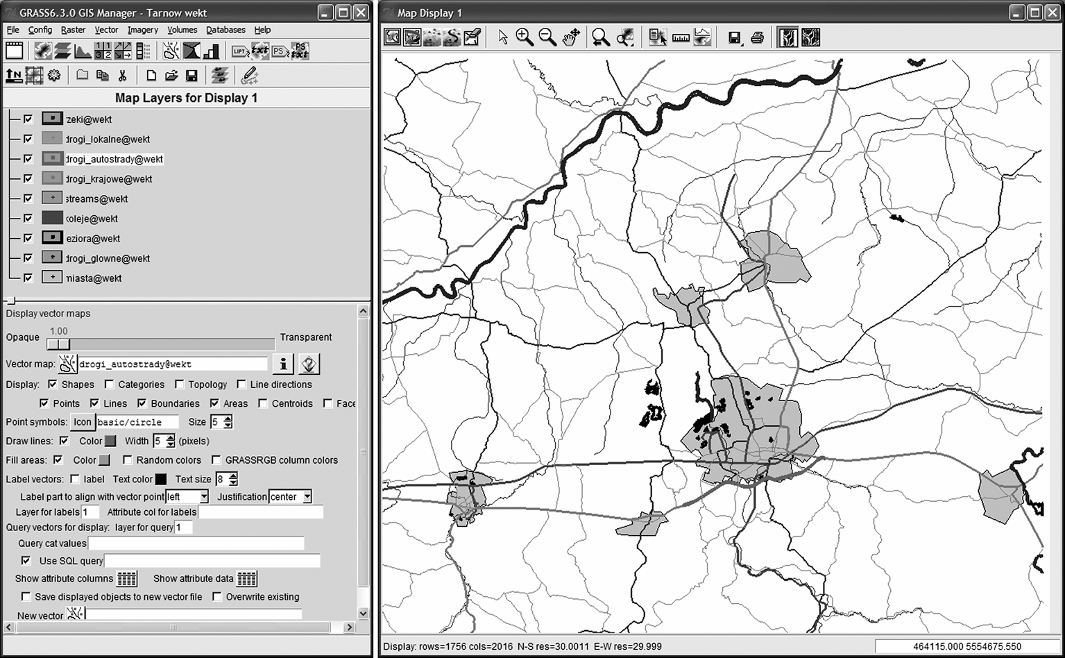 115 Rys. 6. Prezentacja zaimportowanych danych wektorowych (mapa okolic Tarnowa) Fig. 6. Displaying of vector imported data (near Tarnów) 3.2.1. Import danych wektorowych System GRASS umoŝliwia import danych wektorowych z wielu formatów.