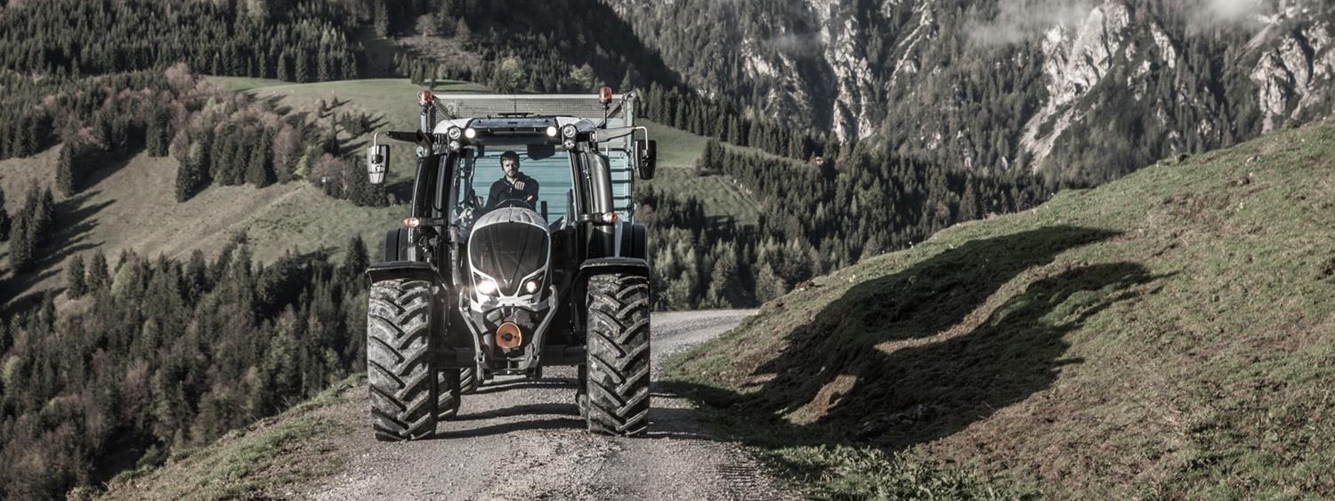 VALTRA W TRANSPORCIE NOWOŚCI I