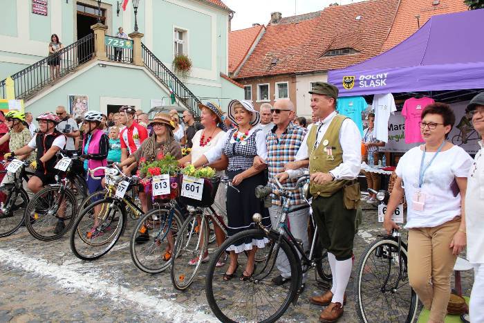 Trwa Festiwal Filmów Komediowych w Lubomierzu Napisano dnia: 2016-08-14 23:37:38 Marzena Kipiel- Sztuka, Ewa Ziętek, Magdalena Kuta, Krzysztof Kiersznowski, Andrzej Zaborski, Wojciech Wysocki,