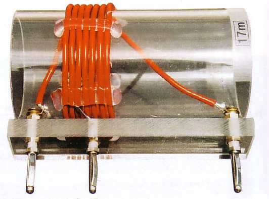 Pasmo 20 m (fot. 2.2.29): Antena stanowi dipol półfalowy i charakteryzuje się wysoką impedancją wejściową.