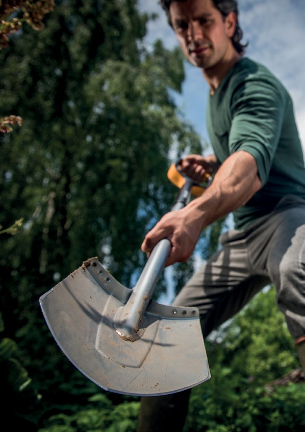 PIELĘGNACJA GLEBY Fiskars Xact Seria narzędzi Fiskars Xact została stworzona z myślą o optymalizacji prac ogrodniczych.