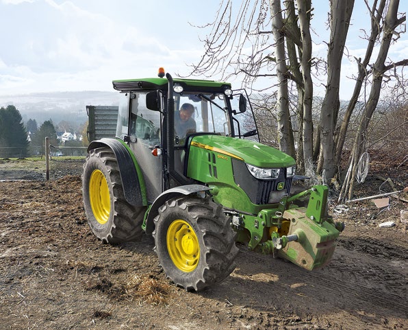 Seria 5G / 5GH 7 John Deere nic nie pozostawia przypadkowi Jakość technologii rolniczej jest ogromnie istotna dla użytkowników naszych maszyn.