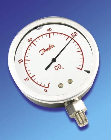 Przyk³ady zastosowañ Regulator temperatury EKC 361 Ruroci¹g ssawny Ch³odnica powietrza ICS z zaworem pilotowym CVP Zawór regulacyjny REG Czujnik temperatury AKS Ch³odnica powietrza ICS z zaworem