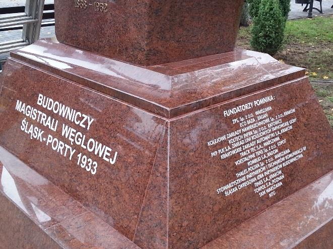 Józef Nowkuński wnuk - dokonał odsłonięcia Pomnika inż.