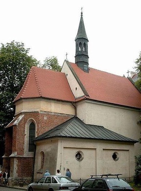Według tradycji, kościół św. Idziego ufundowany został w XI w. Obecna świątynia pochodzi z pocz. XIV w. Od 1595 r. należy do dominikanów, wówczas została przebudowana.