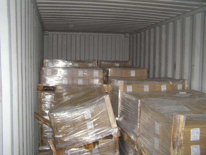 Kontajner ako obal Packing of containers Ak sa tovar zabalený v kontajneri prepravuje cez more, naleží kontajner k obalu tovaru.
