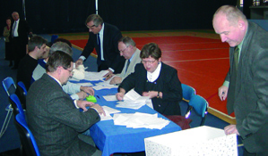 Przebieg Kampanii wyborczej Na planowanych 7 zebrań w okręgach wyborczych delegatów na zjazdy w kadencji 2006/2010, do końca 2005 r odbyły się cztery: w nowo utworzonych okręgach w Rybniku i