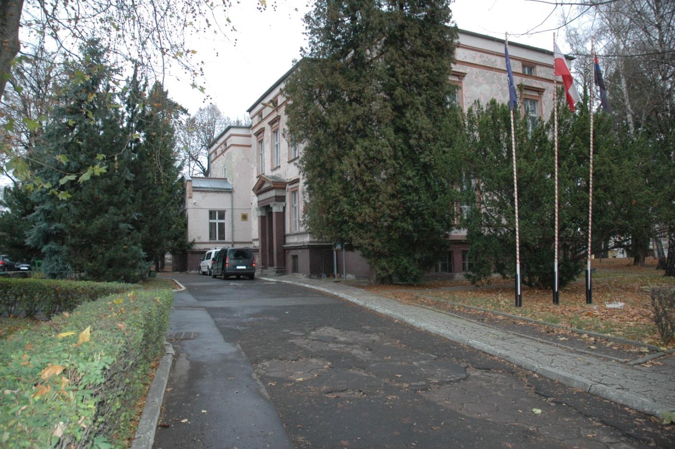 FOT.13. OZDOBNA PŁYCINA NAD WYKUSZEM (ELE.