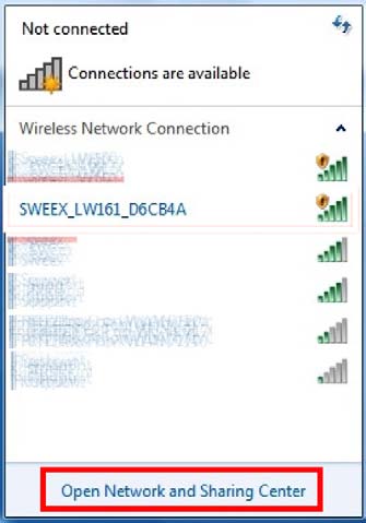 3. Wyświetlone zostanie okno Zarządzaj sieciami bezprzewodowymi (Manage Wireless Networks). W tym oknie, wybierz sieć, która powoduje konflikt i kliknij Usuń ( Remove ).