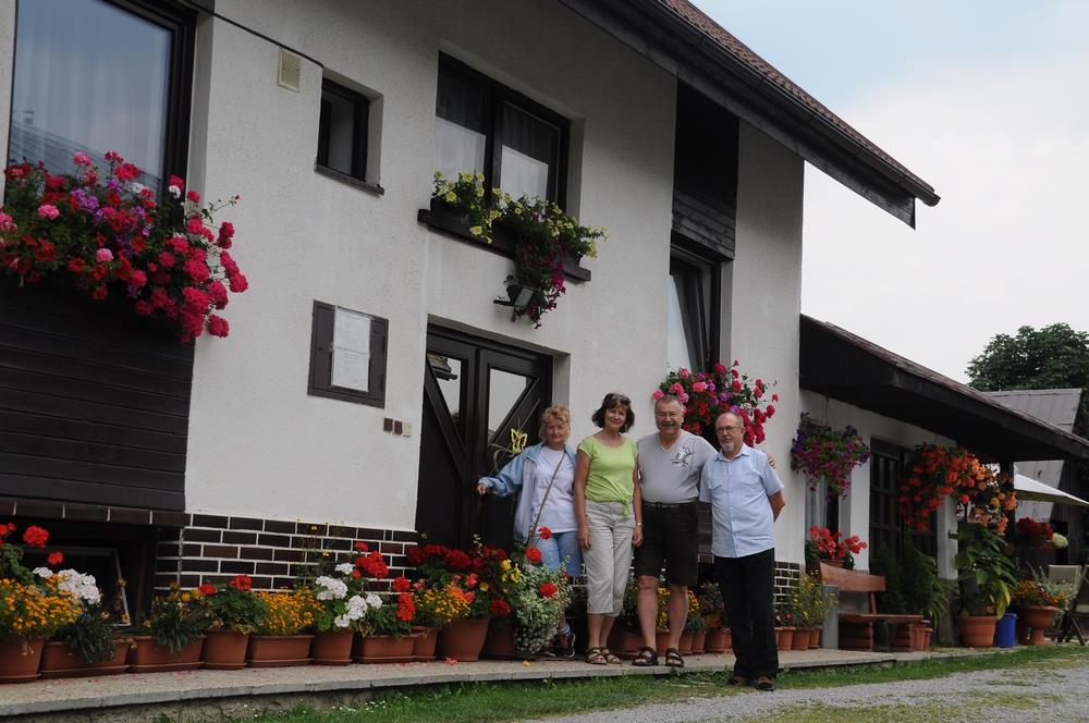 Wieczorem przy pięknej pogodzie spędziliśmy kolejny wieczór przy gitarze w otoczeniu pensjonatu. 16.08.2015 To ostatni dzień imprezy. Nastąpił czas pożegnań.