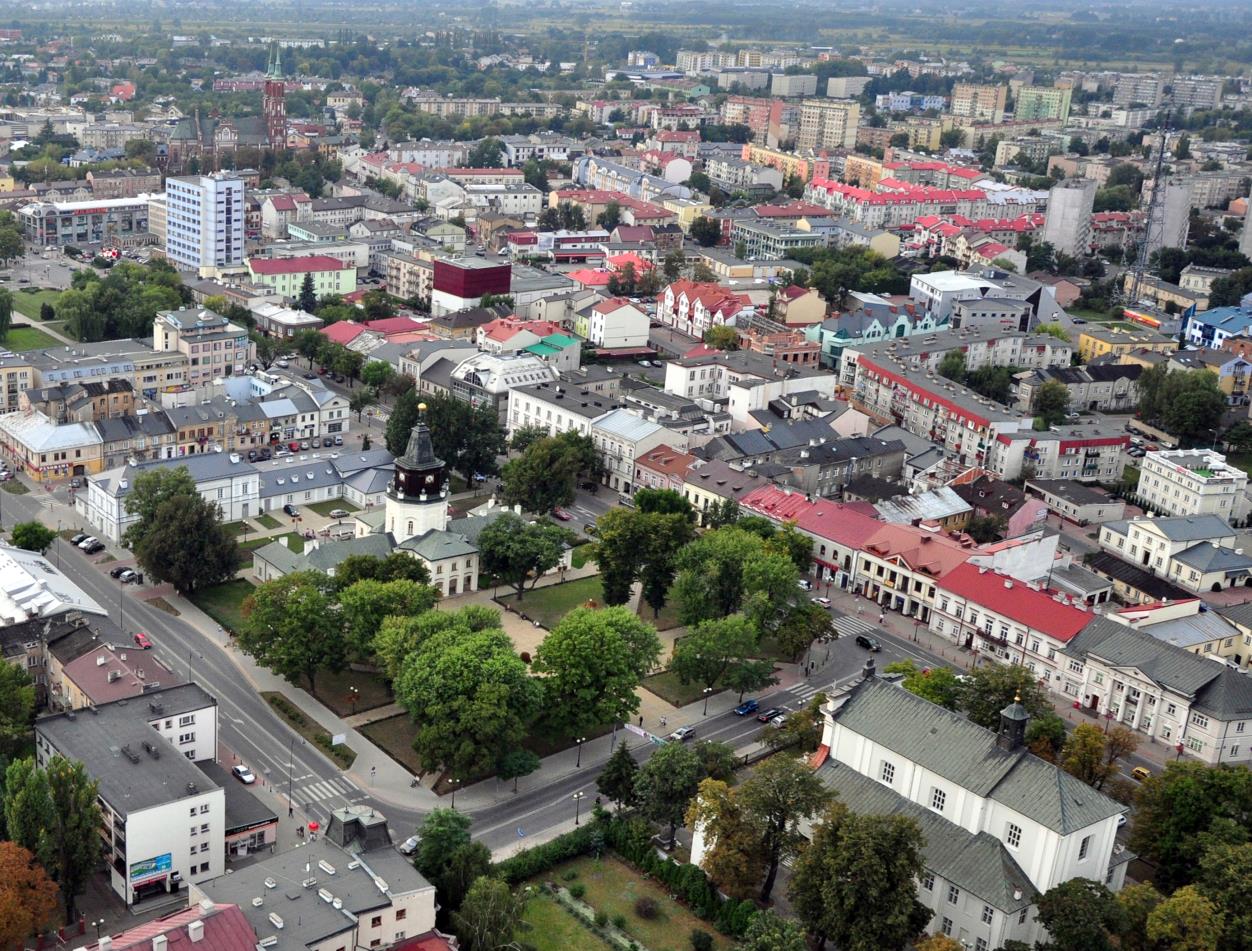 Wizja Przyjmując horyzont czasowy do roku 2020, zdefiniowana dla Miasta Siedlce wizja przedstawia się następująco: Siedlce miastem długofalowego, zrównoważonego rozwoju opartego na wiedzy,