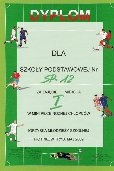 Kamil Majchrzak zdobył tytuł Mistrza Polski UKS zarówno w grze pojedynczej jak i podwójnej.